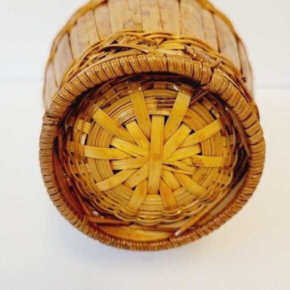 Handmade Bottle Neck Wicker Basket - Picture 8 of 9